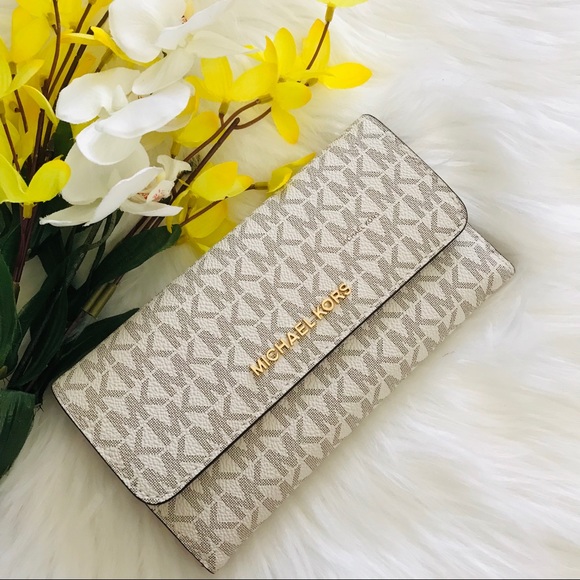 MICHAEL KORS LARGE TRIFOLD WALLET VANILLA LEATHER - Picture 6 of 6